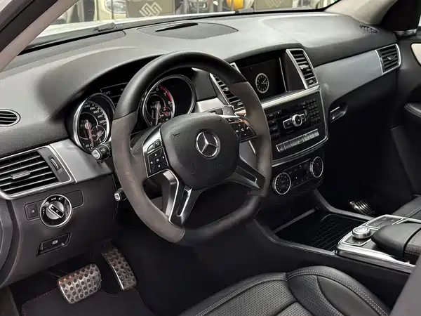 Mercedes-Benz M-Class AMG 2015