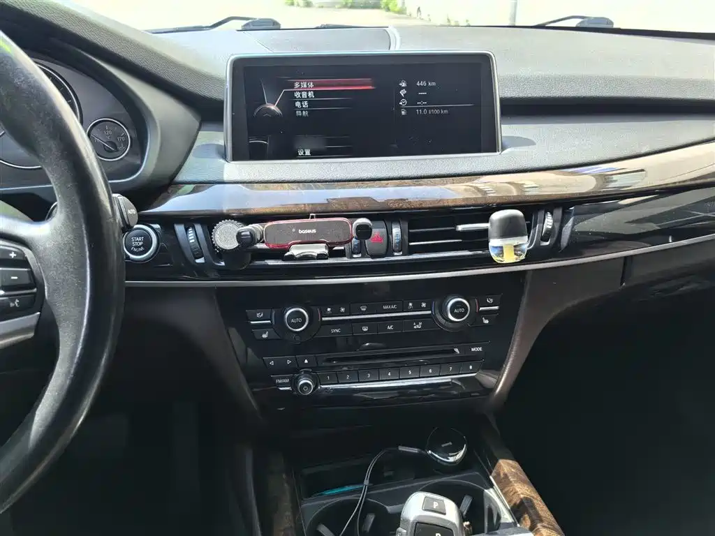 BMW X5 2015 — фото 15