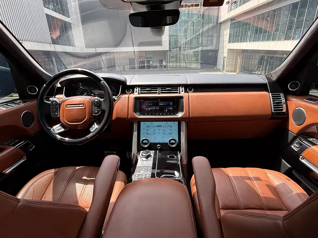 Land Rover Range Rover 2019 — фото 15