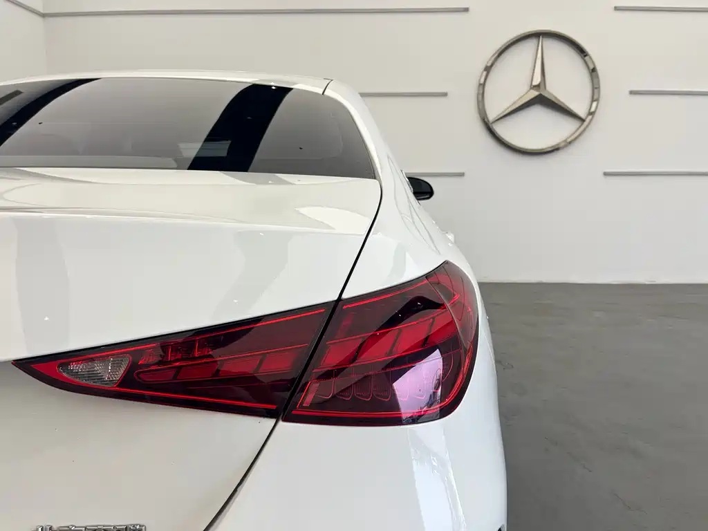 Mercedes-Benz C-Class 2022 — фото 8