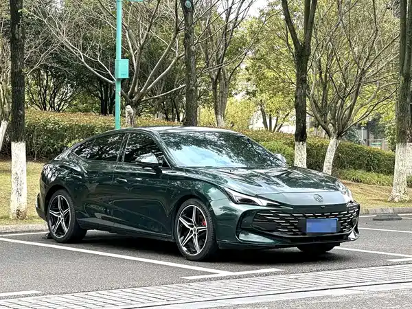 MG MG7 2023