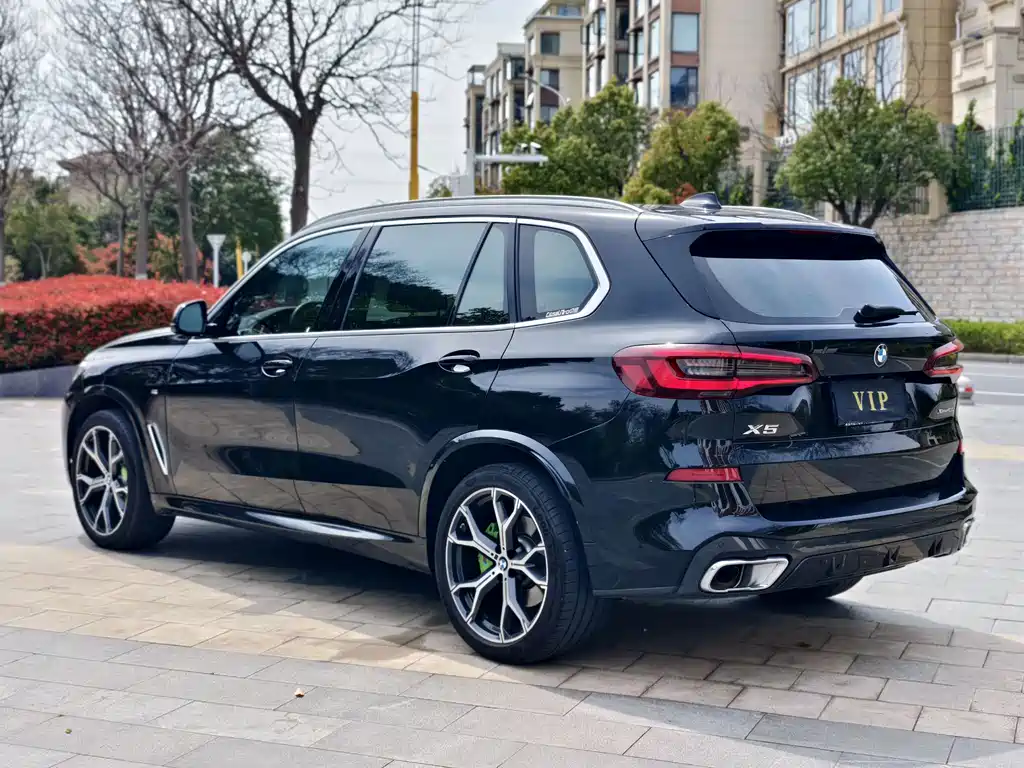 BMW X5 2023 — фото 11