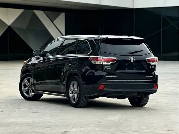 Toyota Highlander 2015