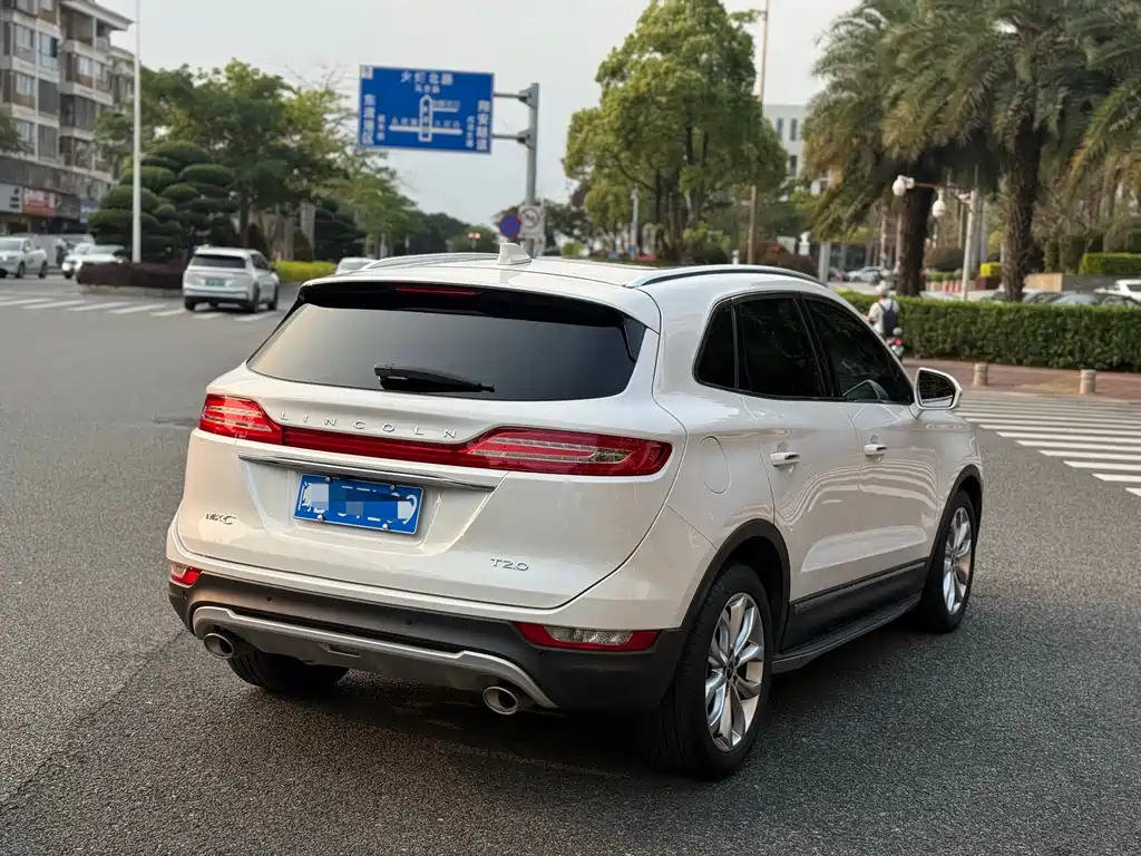 Lincoln MKC 2019 — фото 7