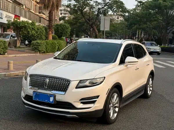 Lincoln MKC 2019