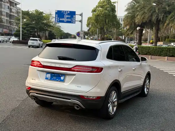 Lincoln MKC 2019