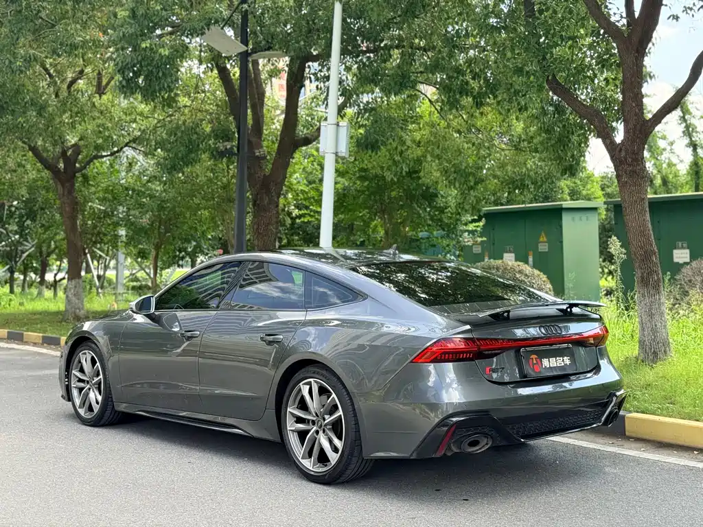 Audi A7 2021 — фото 7