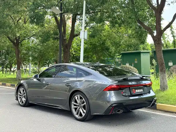 Audi A7 2021