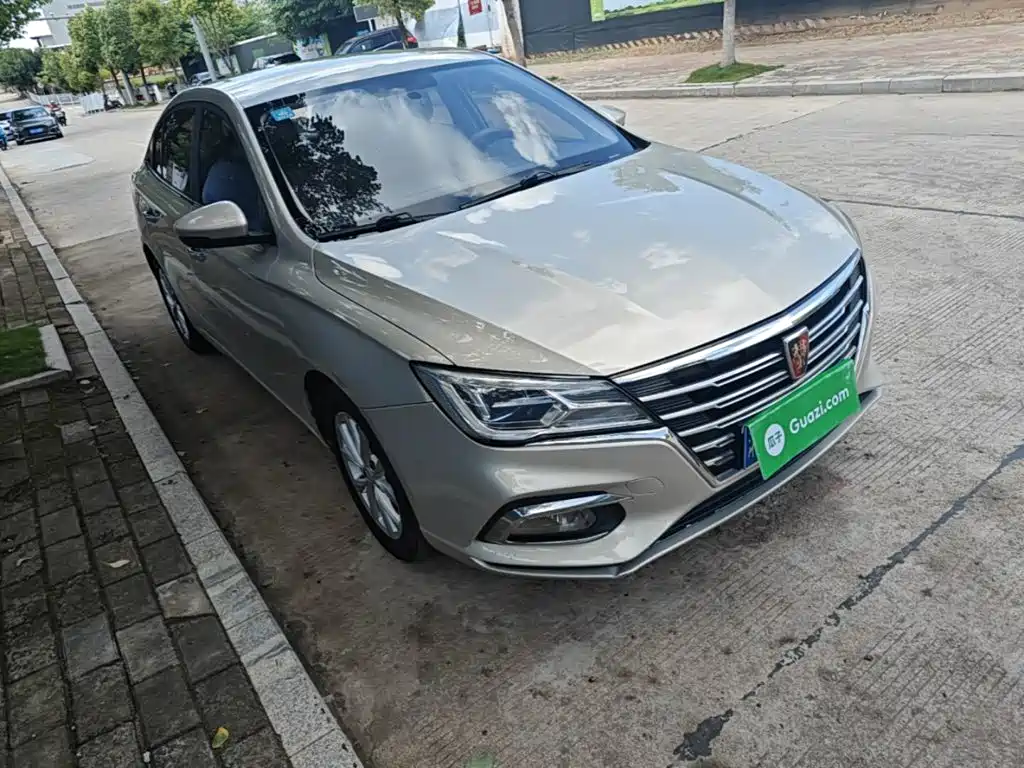 Roewe i5 2020