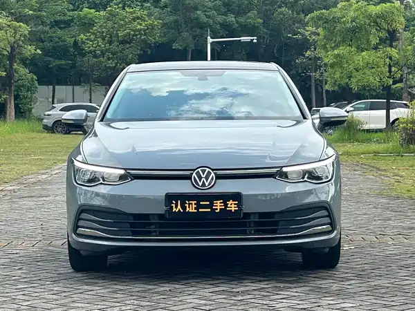 Volkswagen Golf 2023