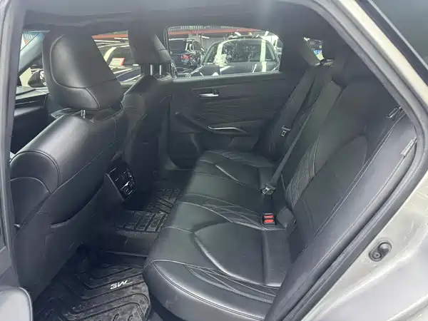 Toyota Avalon 2022