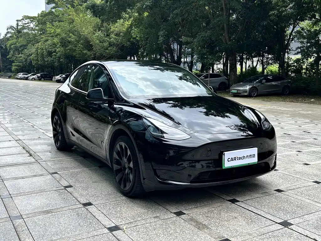 Tesla Model Y 2022 — фото 3