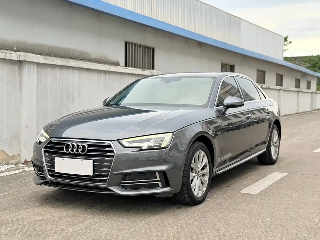 Audi A4L 2019