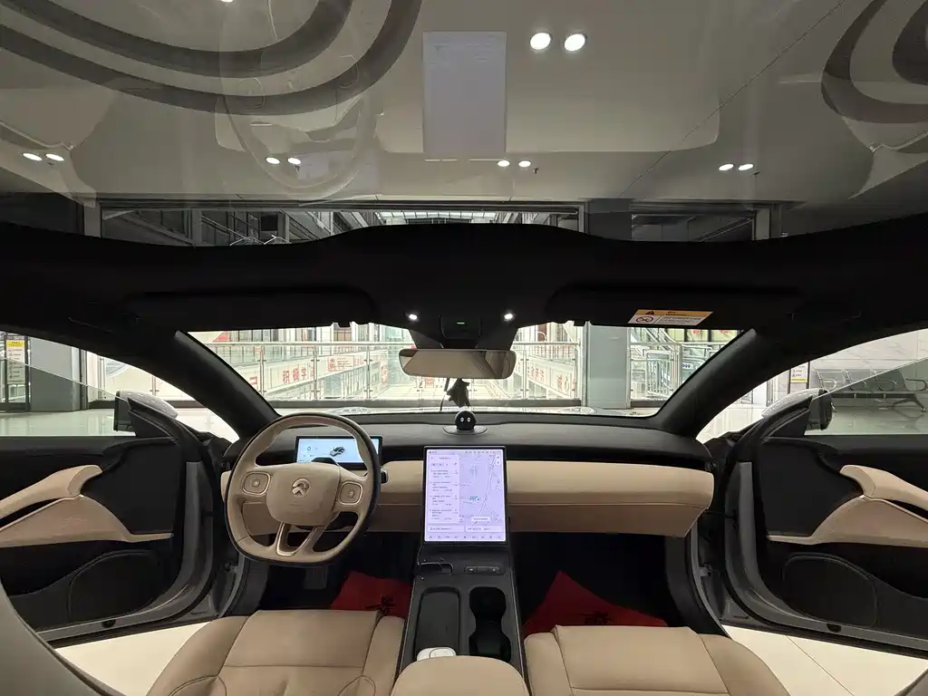 NIO ET5T 2023
