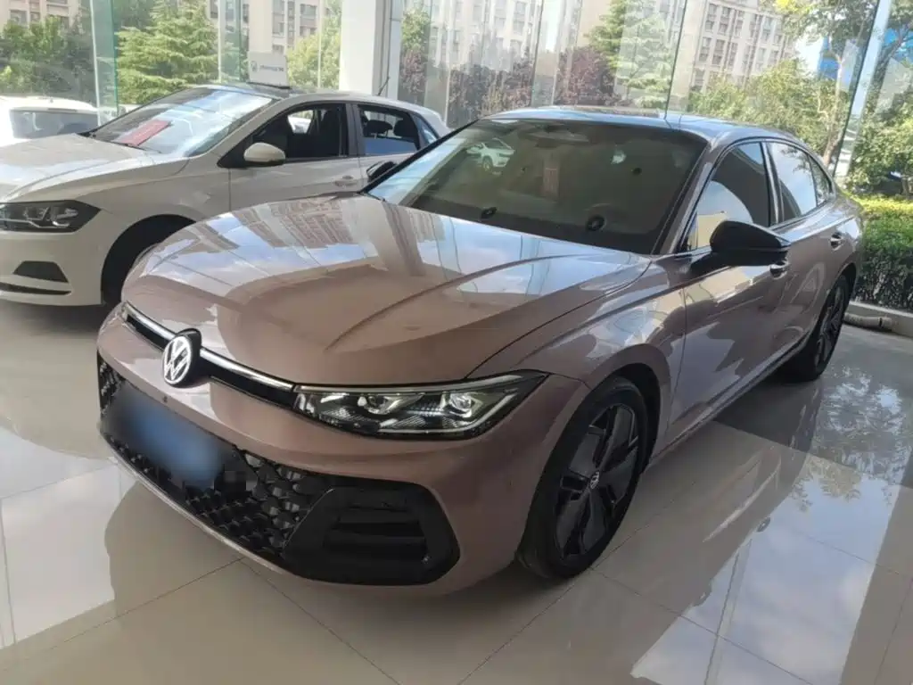 Volkswagen Passat 2024