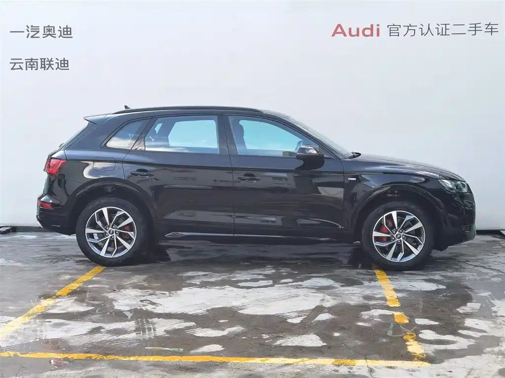 Audi Q5L 2025