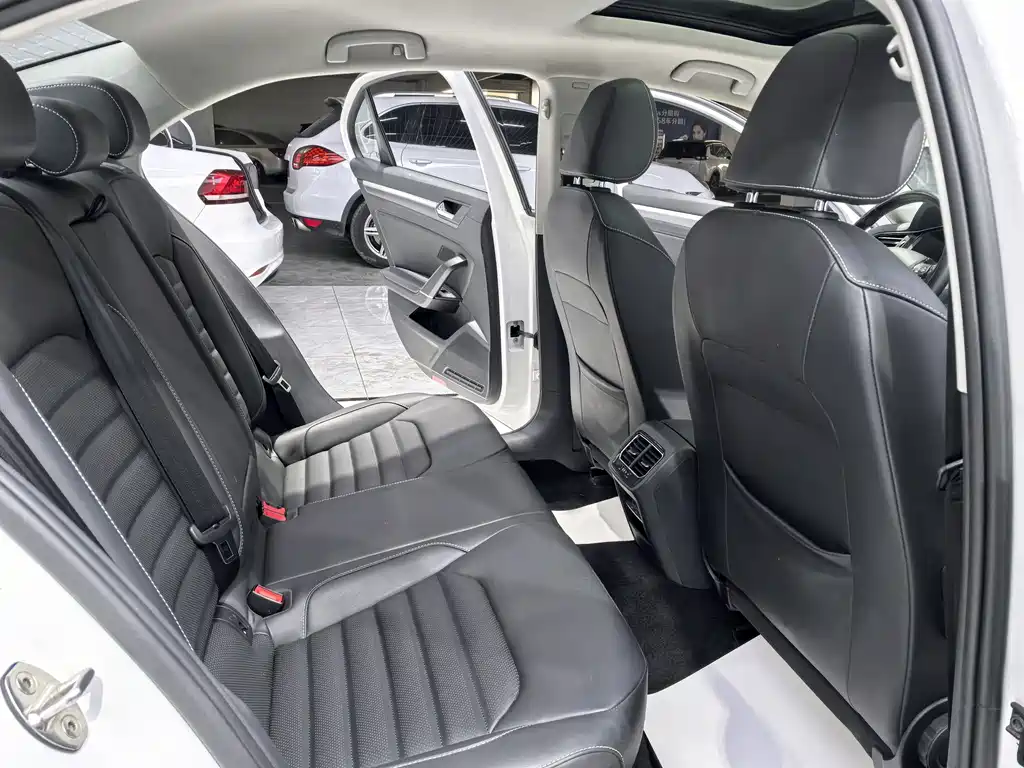 Volkswagen Lamando 2020 — фото 7