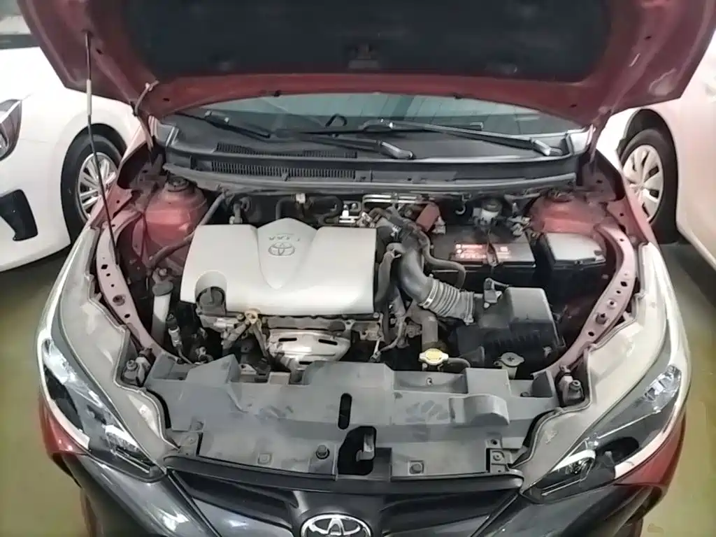 Toyota Yaris L 2016 — фото 20