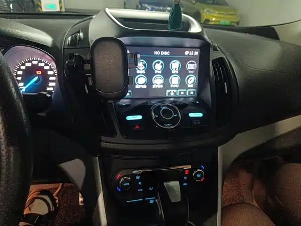 Ford Kuga 2015