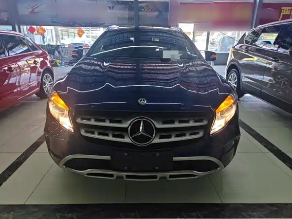 Mercedes-Benz GLA 2019