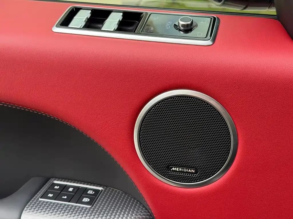 Land Rover Sport 2022 — фото 9