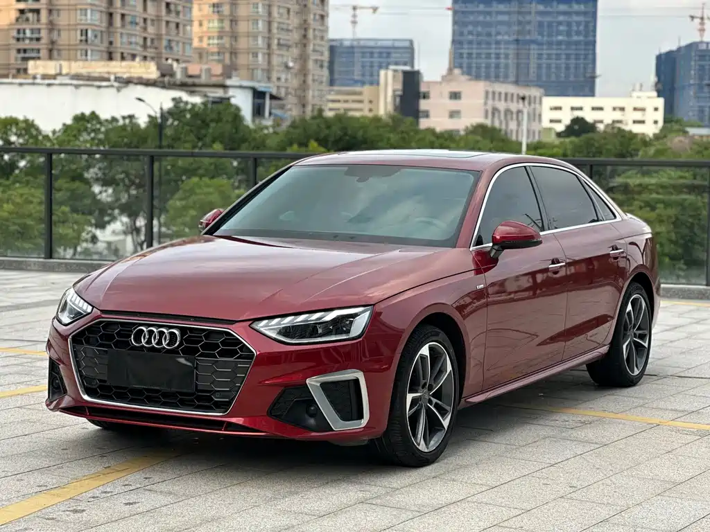 Audi A4L 2020 — фото 1