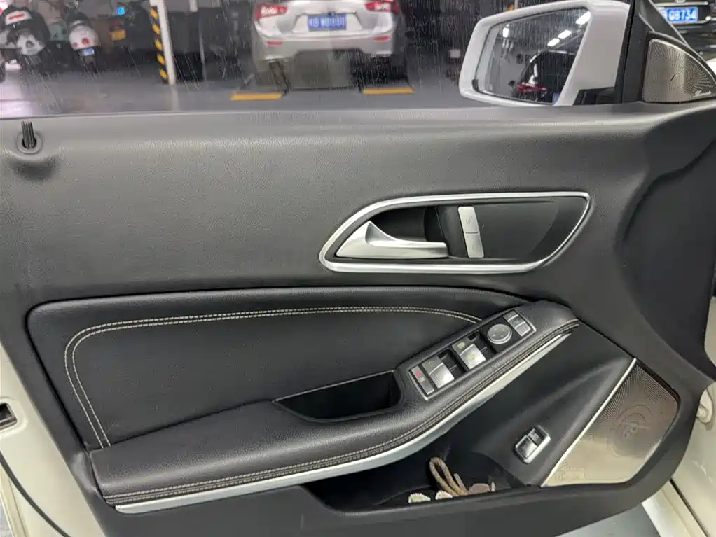 Mercedes-Benz CLA 2016 — фото 18