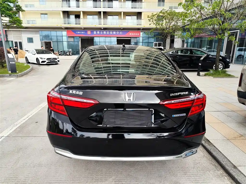 Honda Inspire 2021 — фото 8