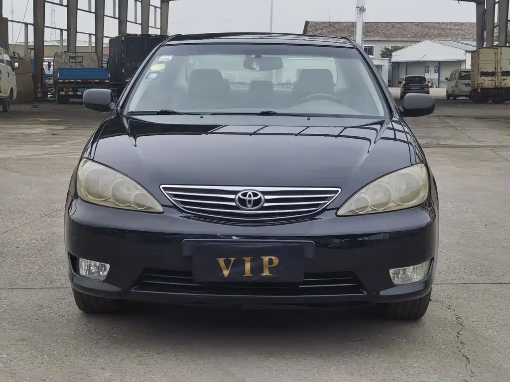 Toyota Camry 2005 — фото 12