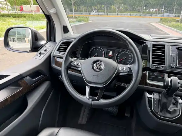 Volkswagen Metroway 2018