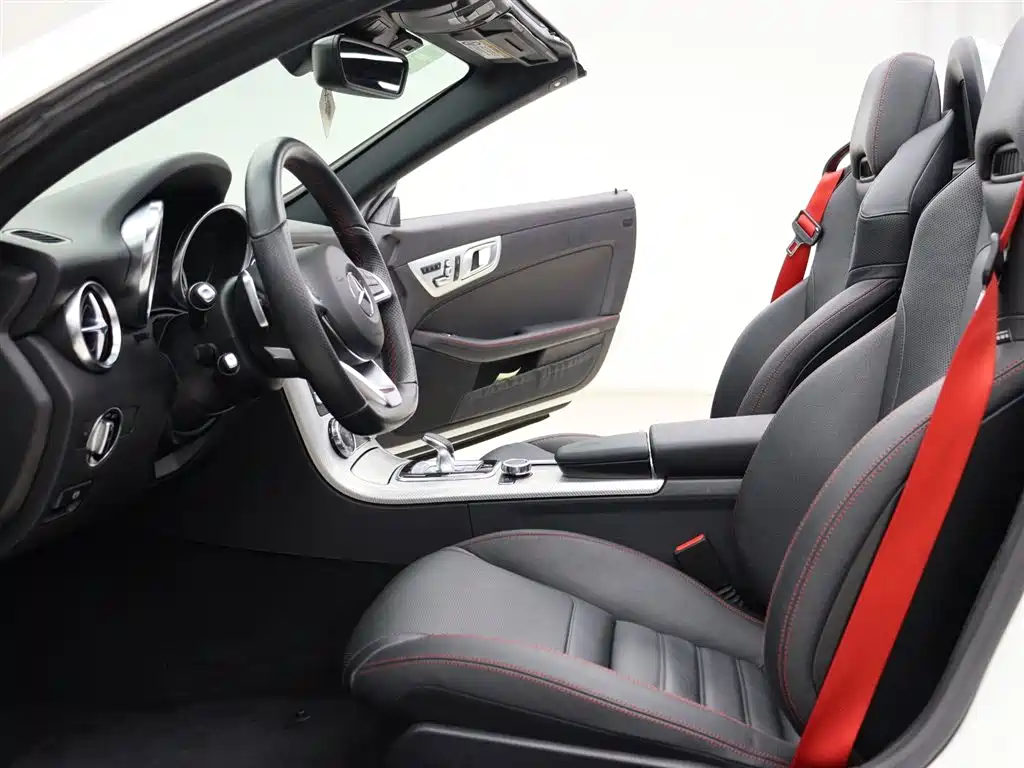 Mercedes-Benz SLC 2017 — фото 2