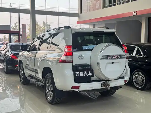 Toyota Prado 2016