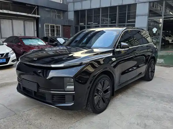 Li Auto L8 2024