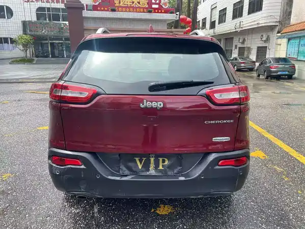 Jeep Cherokee 2017
