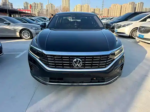Volkswagen Passat 2022