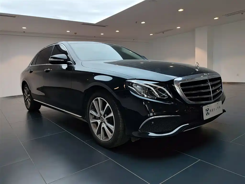Mercedes-Benz E-Class 2019 — фото 2