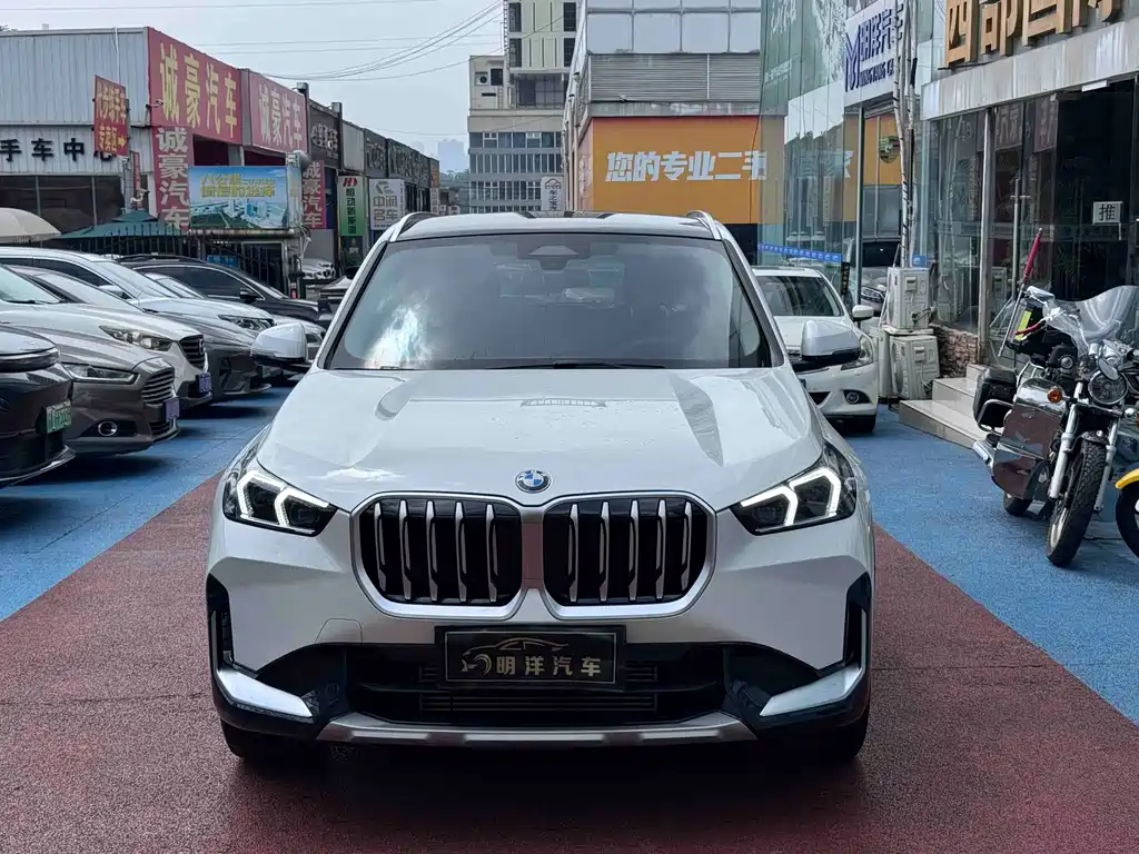 BMW X1 2025 — фото 2