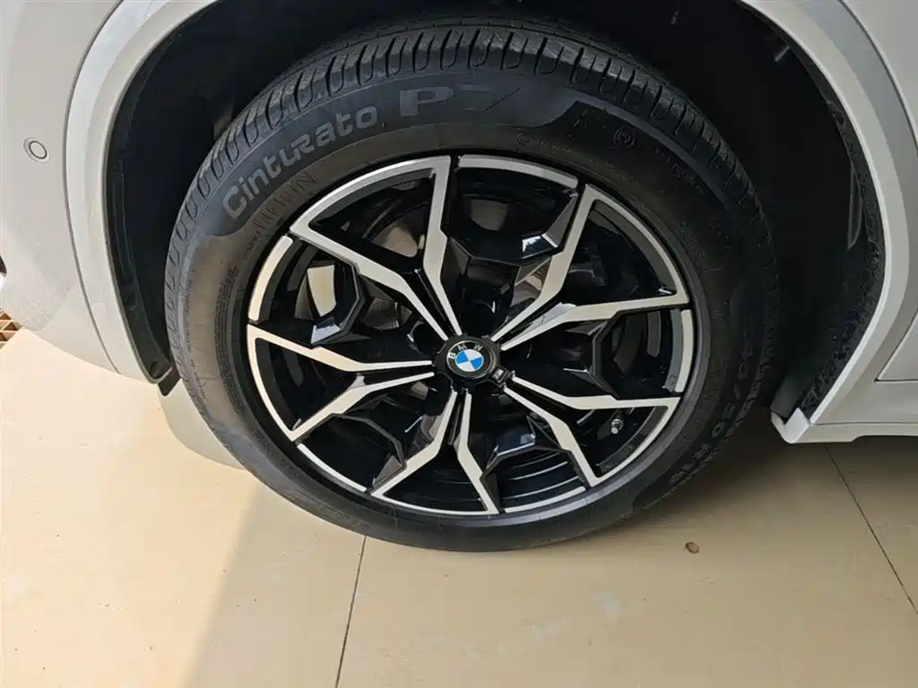 BMW X4 2024 — фото 23