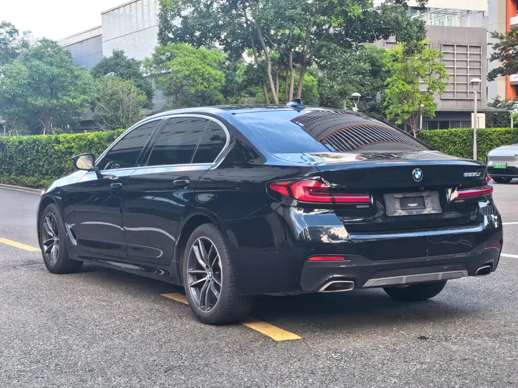 BMW 5 Series 2022