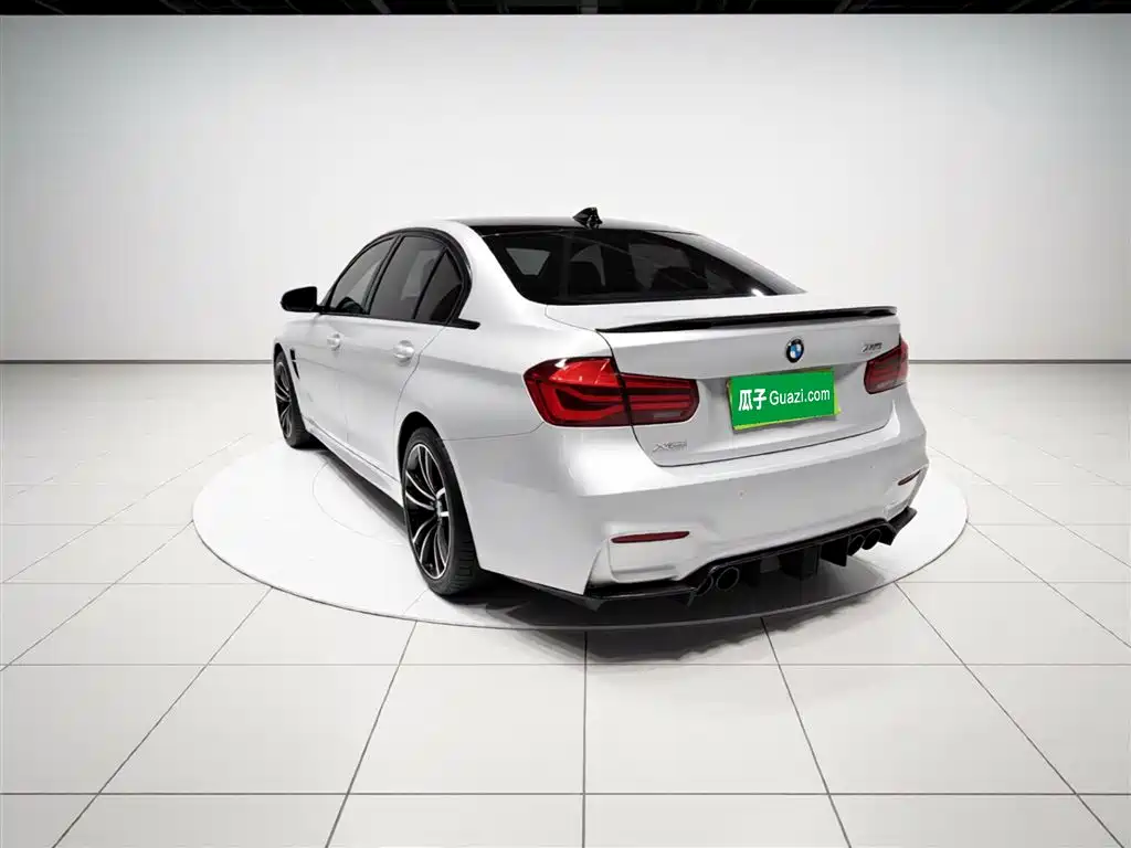BMW 3 Series 2018 — фото 4