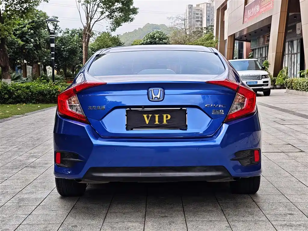 Honda Civic 2019 — фото 15