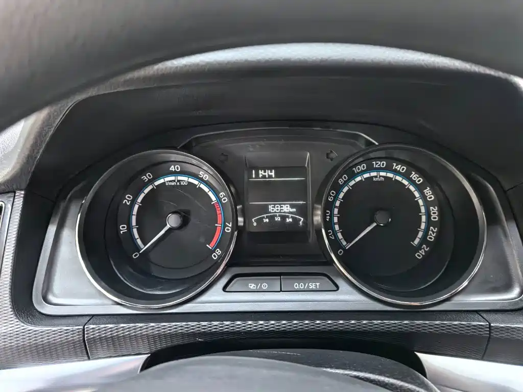 Skoda Kamiq 2023 — фото 10