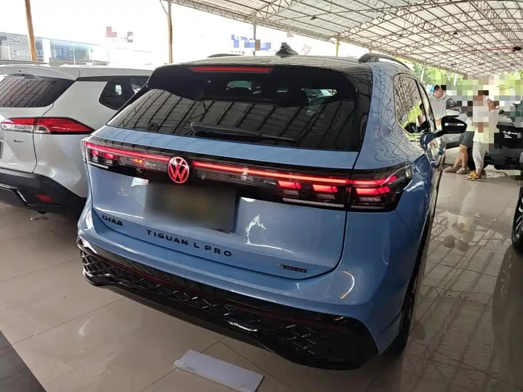 Volkswagen Tiguan L 2025