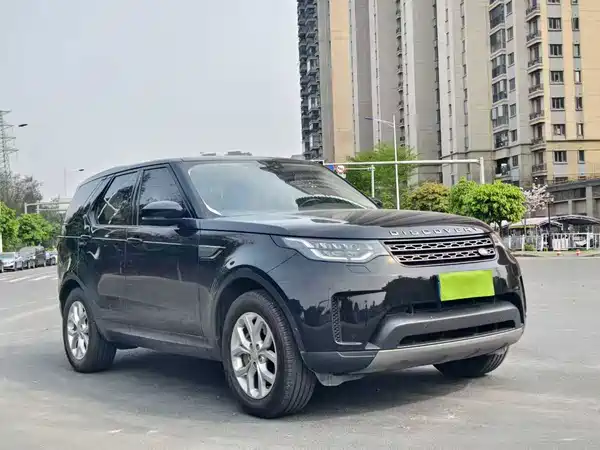 Land Rover Discovery 2020