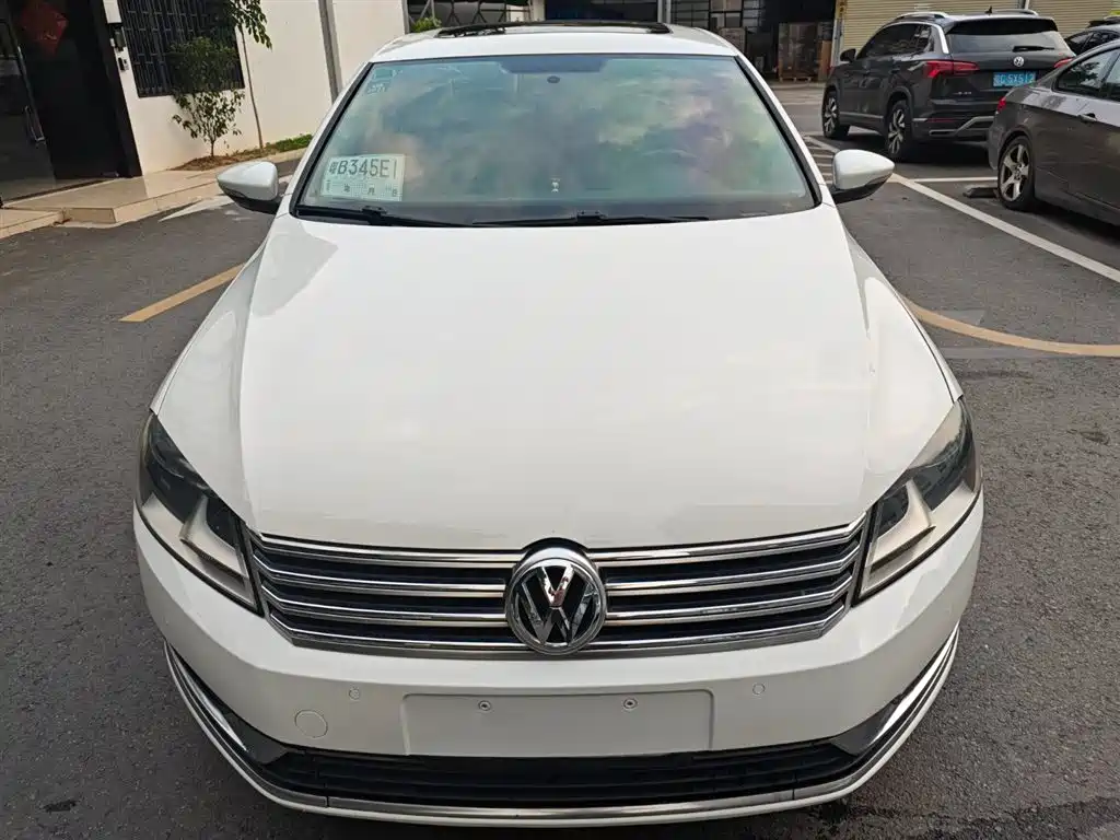 Volkswagen Magotan 2014