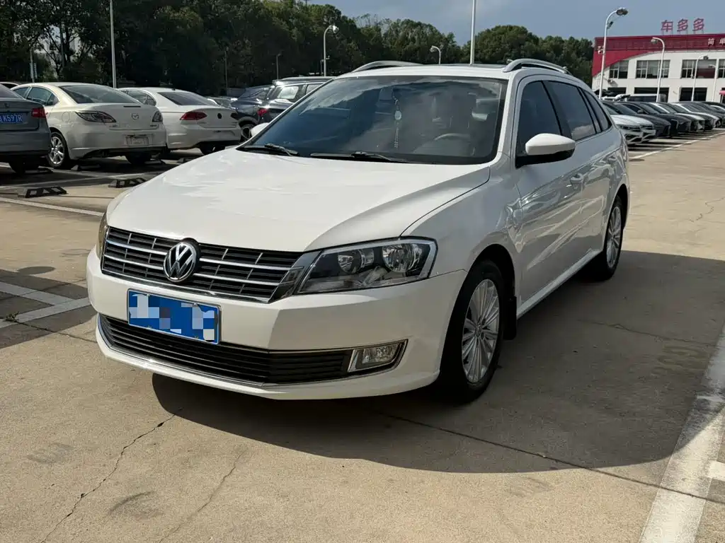 Volkswagen Gran Lavida 2015