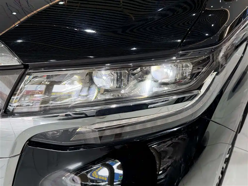 Toyota Alphard 2019