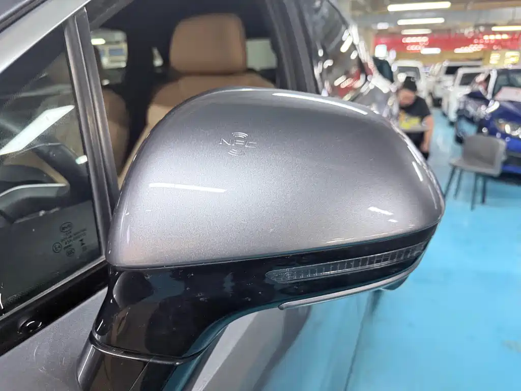 BYD Song L DM-i 2025 — фото 6