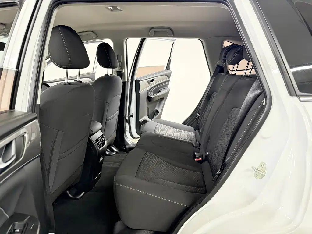 Haval M6 2023 — фото 10