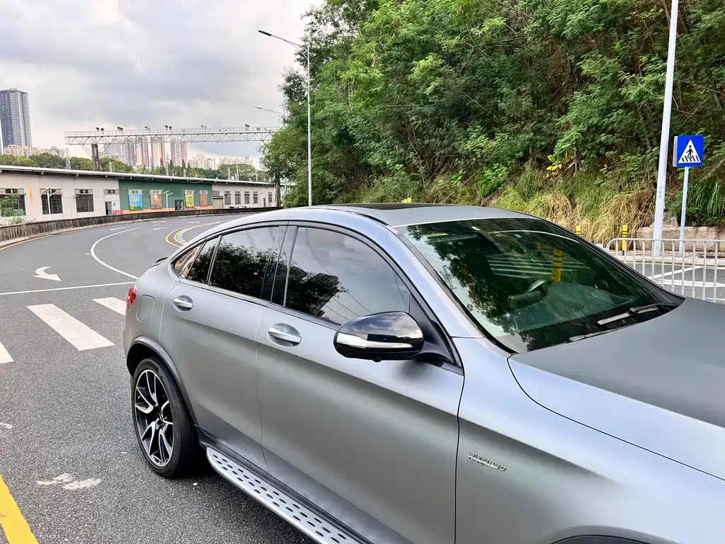 Mercedes-Benz GLC Coupe AMG 2018 — фото 15